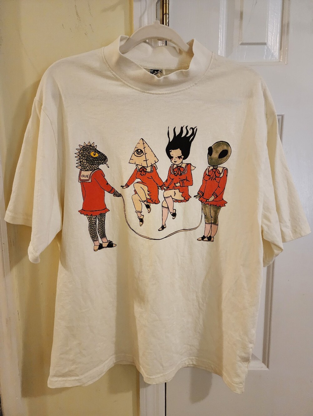 RARE VALFRE Tee
